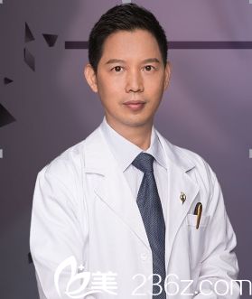 北京葉子整形美容醫(yī)院假體隆胸的魯禮新院長(zhǎng)