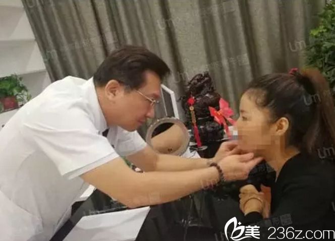 “不開刀去眼袋創(chuàng)始人“ 你美總部醫(yī)生李鴻儒