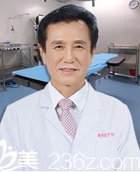聚星醫(yī)院隆胸手術(shù)的醫(yī)生金光善