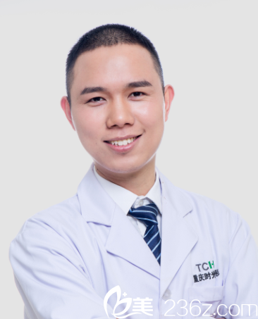 孟建 口腔美容科醫(yī)師