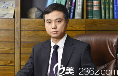 保定藍(lán)山醫(yī)療美容醫(yī)院院長杜建龍