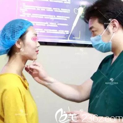 <!--<i data=20240703-sp></i>-->濤醫(yī)生為手術(shù)做準(zhǔn)備