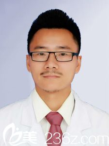 湖北黃石中愛整形醫(yī)生楊天赤 湖北黃石中愛整形醫(yī)生楊天赤