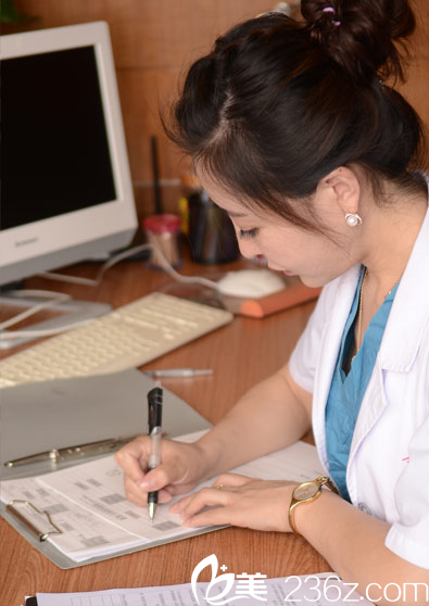 郭建玲醫(yī)生