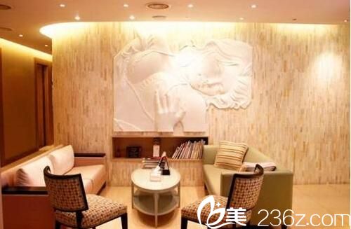 清潭整形醫(yī)院休息區(qū)