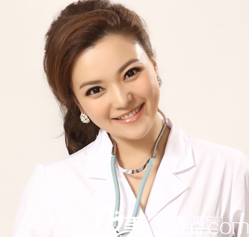 北京童仁醫(yī)療美容穆青醫(yī)生