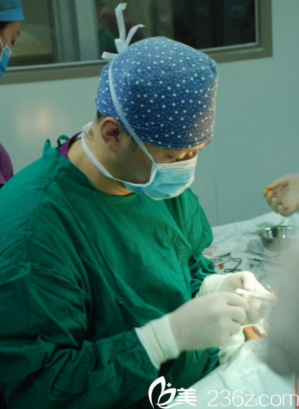隆鼻大王高山隆鼻手術(shù)過程圖