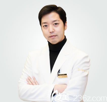 金亨奎院長(zhǎng)簡(jiǎn)介 金亨奎院長(zhǎng)簡(jiǎn)介