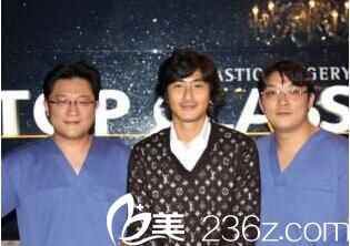 韓國Topclass整形外科金行準(zhǔn)醫(yī)生 韓國Topclass整形外科金行準(zhǔn)醫(yī)生