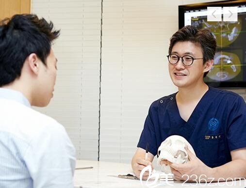 洪淳旻 韓國灰姑娘整形醫(yī)院 洪淳旻 韓國灰姑娘整形醫(yī)院