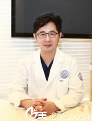 盧承炯韓國新帝瑞娜整形(灰姑娘整形) 盧承炯韓國新帝瑞娜整形(灰姑娘整形)