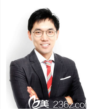 韓國(guó)藝德雅整形外科樸院長(zhǎng) 韓國(guó)藝德雅整形外科樸院長(zhǎng)