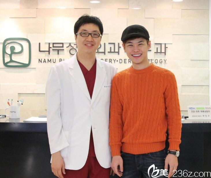 郭仁洙和韓國明星