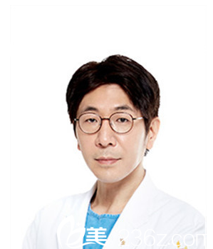 韓國(guó)JK整形外科醫(yī)院張佑碩醫(yī)生