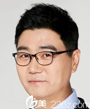 韓國佳輪韓整形外科樸魯爀 韓國佳輪韓整形外科樸魯爀