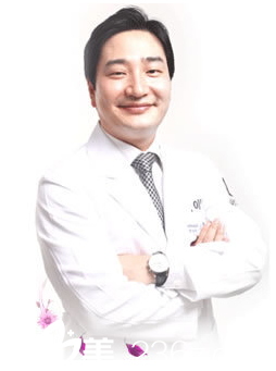 韓國ITEM(愛婷)整形醫(yī)院鄭院長 韓國ITEM(愛婷)整形醫(yī)院鄭院長