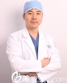 韓國RUBY如妃整形外科醫(yī)院秋聲澈