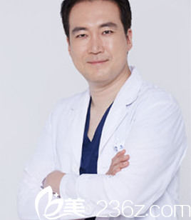 韓國(guó)友珍整容外科醫(yī)院姜泰兆 韓國(guó)友珍整容外科醫(yī)院姜泰兆