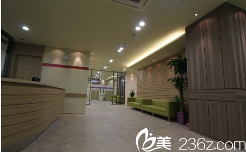 ELLIUM女性醫(yī)院走廊