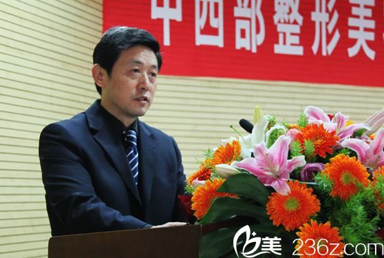 第四<!--<i data=20240703-sp></i>--><!--<i data=20240703-sp></i>-->醫(yī)院整形科夏文森博士