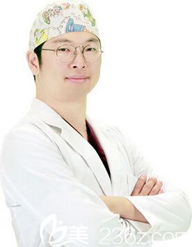 韓國JELIM整形外科楊丁學 韓國JELIM整形外科楊丁學