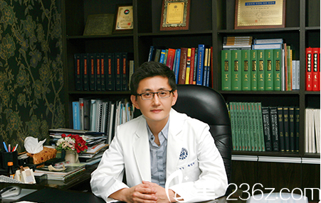 白汀桓院長(zhǎng) 白汀桓院長(zhǎng)