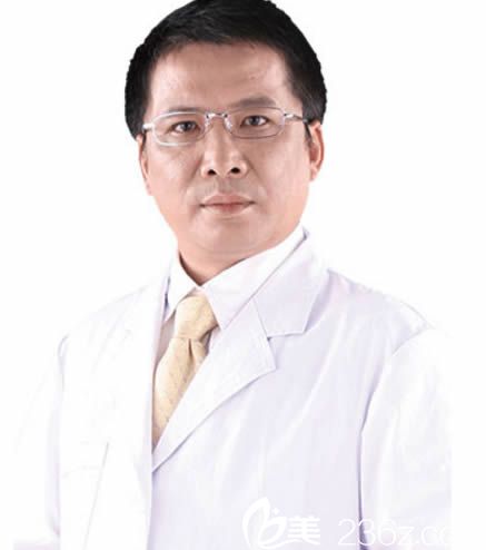 賈虹醫(yī)生照片 賈虹醫(yī)生照片