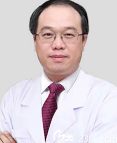 曾高醫(yī)生照片