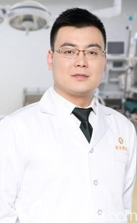 黃慶吉 長(zhǎng)春醫(yī)美整形醫(yī)院口腔科主任 黃慶吉 長(zhǎng)春醫(yī)美整形醫(yī)院口腔科主任