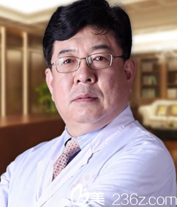 鐘波醫(yī)生照片 鐘波醫(yī)生照片