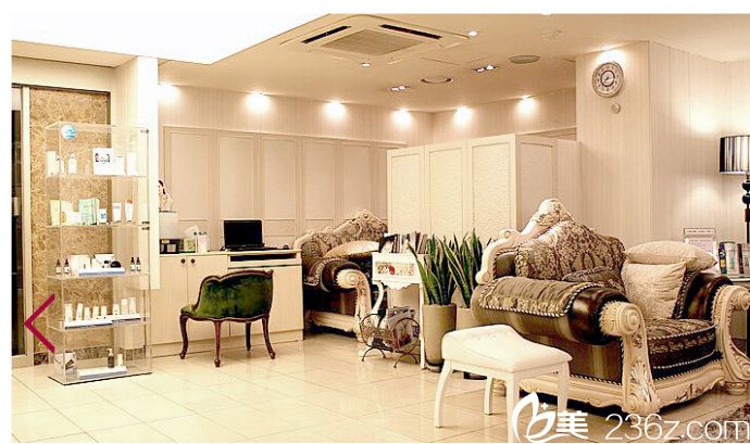 韓國GOODLINE整形外科醫(yī)院等候區(qū) 韓國GOODLINE整形外科醫(yī)院等候區(qū)