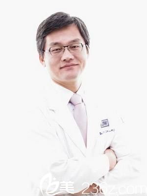 韓國JW整形醫(yī)院徐萬群院長 韓國JW整形醫(yī)院徐萬群院長