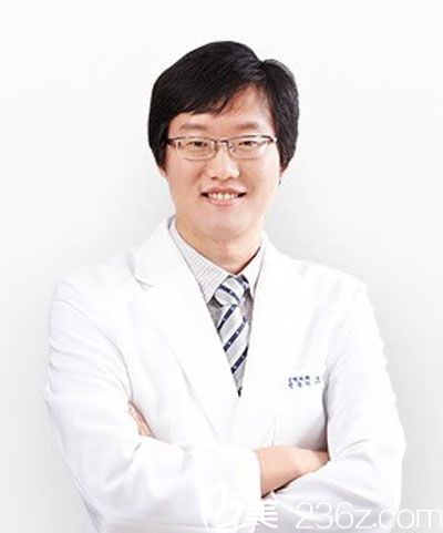 韓國(guó)必當(dāng)歸整形醫(yī)院整形醫(yī)生趙鐘諸 韓國(guó)必當(dāng)歸整形醫(yī)院整形醫(yī)生趙鐘諸