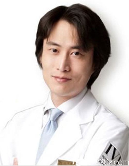 韓國(guó)IVE愛(ài)膚愛(ài)福整形外科醫(yī)院醫(yī)生樸鍾周 韓國(guó)IVE愛(ài)膚愛(ài)福整形外科醫(yī)院醫(yī)生樸鍾周