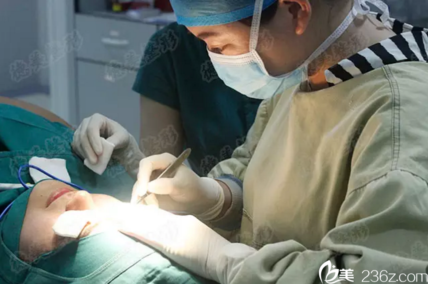 雙眼皮手術(shù) 雙眼皮手術(shù)