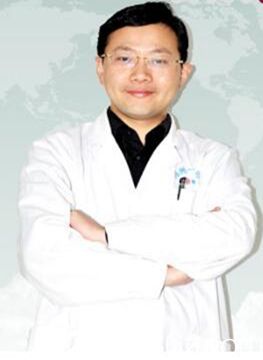 汪金國 鄭州一美醫(yī)療美容門診部主任醫(yī)生 汪金國 鄭州一美醫(yī)療美容門診部主任醫(yī)生