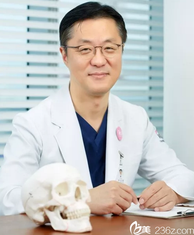 樸相薰 id整形醫(yī)院代表院長