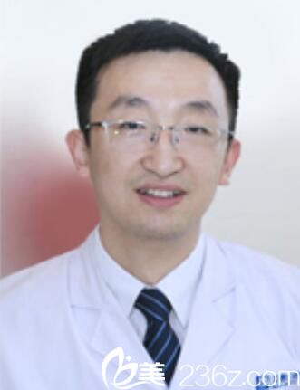 烏魯木齊美奧口腔門診王旭