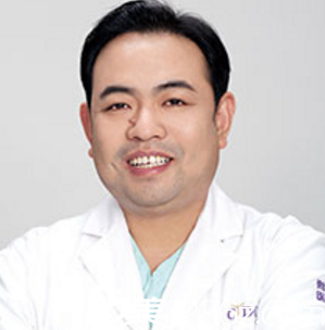 醫(yī)療美容醫(yī)院李院長