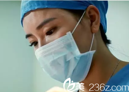 北京豐聯(lián)麗格師麗麗醫(yī)生工作照 北京豐聯(lián)麗格師麗麗醫(yī)生工作照