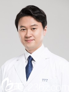 朱諾整形外科醫(yī)院任榮旻院長