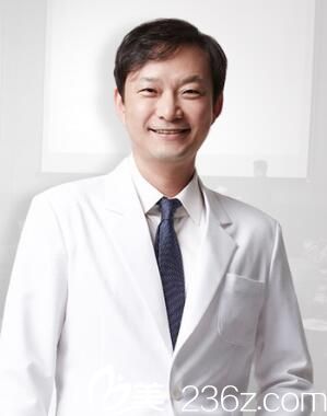 韓國星愿整形外科院長白衡翼 韓國星愿整形外科院長白衡翼