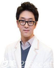 韓國white（懷特） 整形外科金行哲