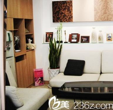 韓國Lilac BLC整形外科醫(yī)院休息區(qū)一角