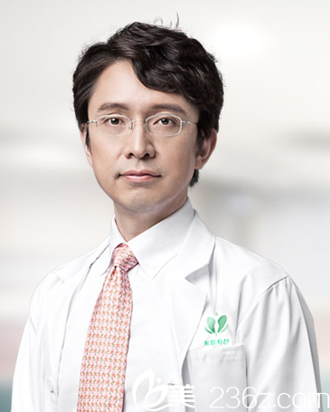 廣州紫馨韓國定制整形美容醫(yī)院金孝憲院長