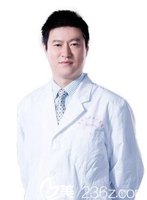 焦俊光 南寧美麗焦點整形醫(yī)院院長 焦俊光 南寧美麗焦點整形醫(yī)院院長