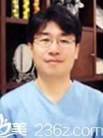 韓國AURA整形醫(yī)院李錫庸 韓國AURA整形醫(yī)院李錫庸