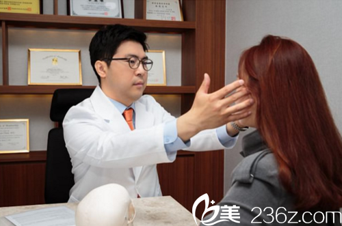 清潭瑞整形醫(yī)院代表院長李奎? 清潭瑞整形醫(yī)院代表院長李奎?