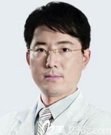 重慶美萊整形美容醫(yī)院徐赤宇 重慶美萊整形美容醫(yī)院徐赤宇