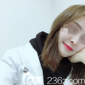 株洲華美整形好不好，看黃明光給我墊的鼻尖和面部填充，技術杠杠滴